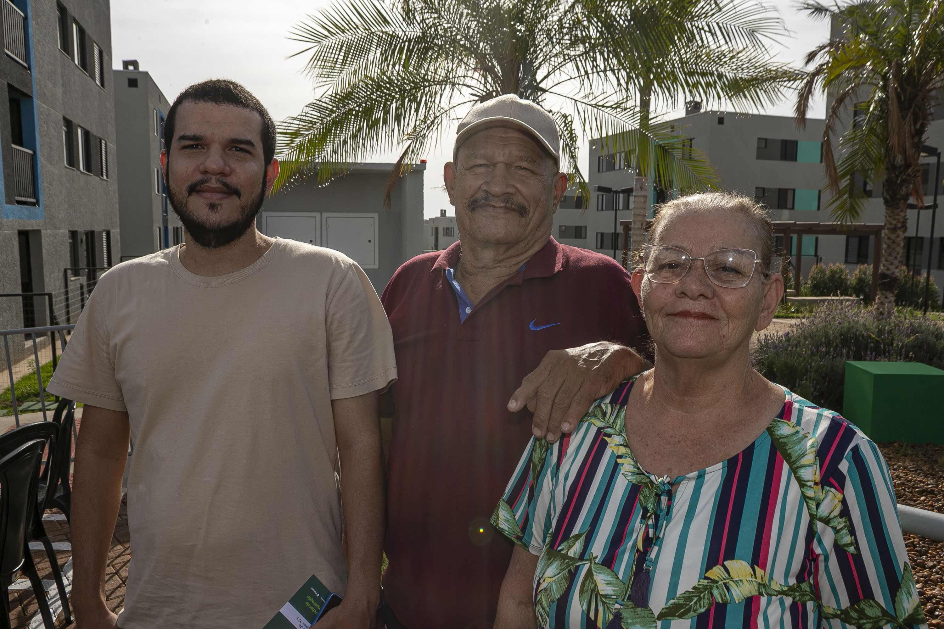 Com apoio do Estado, 512 famílias de Londrina passam a viver em casa própria
