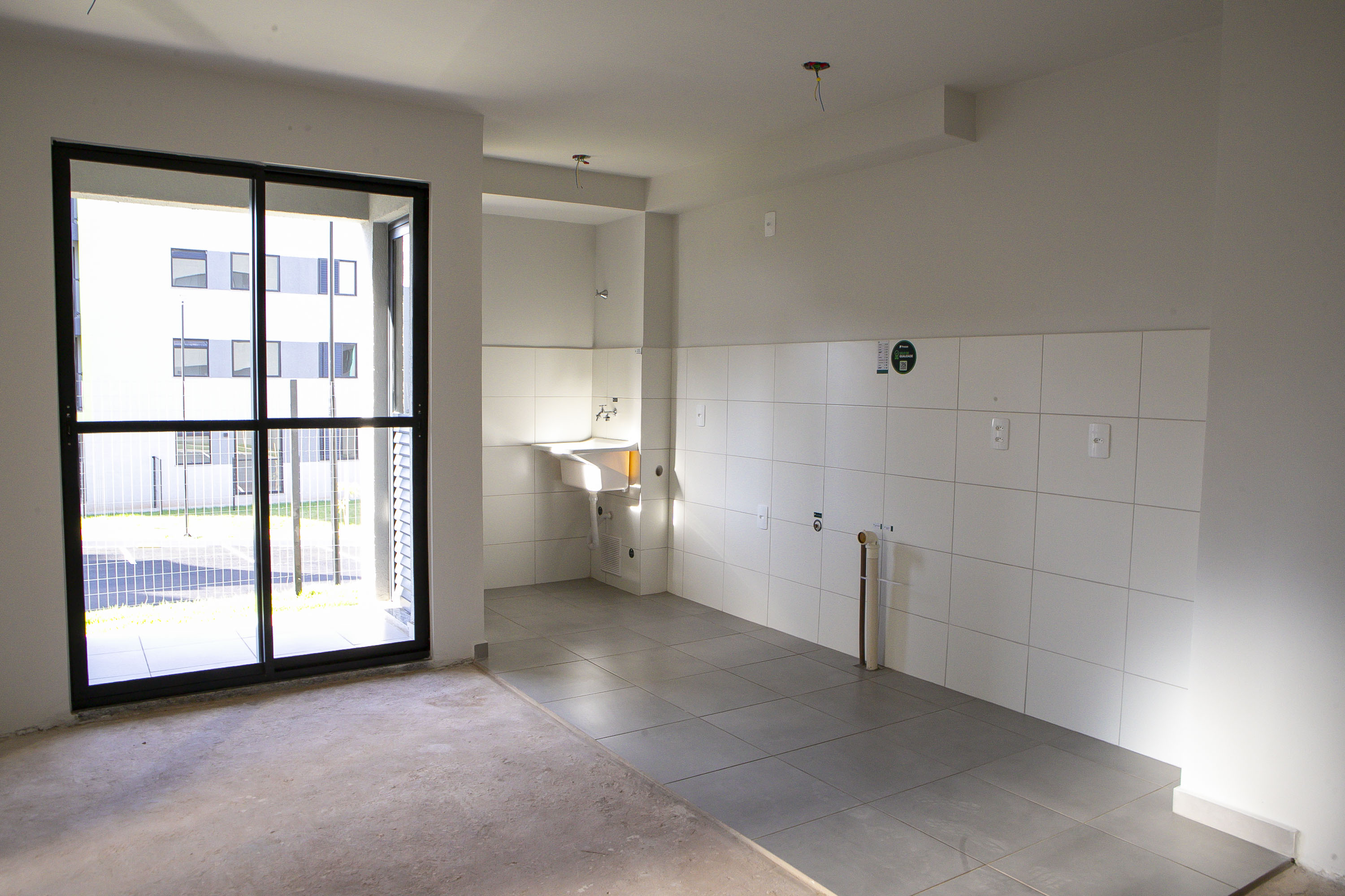 Com apoio do Estado, 512 famílias de Londrina passam a viver em casa própria