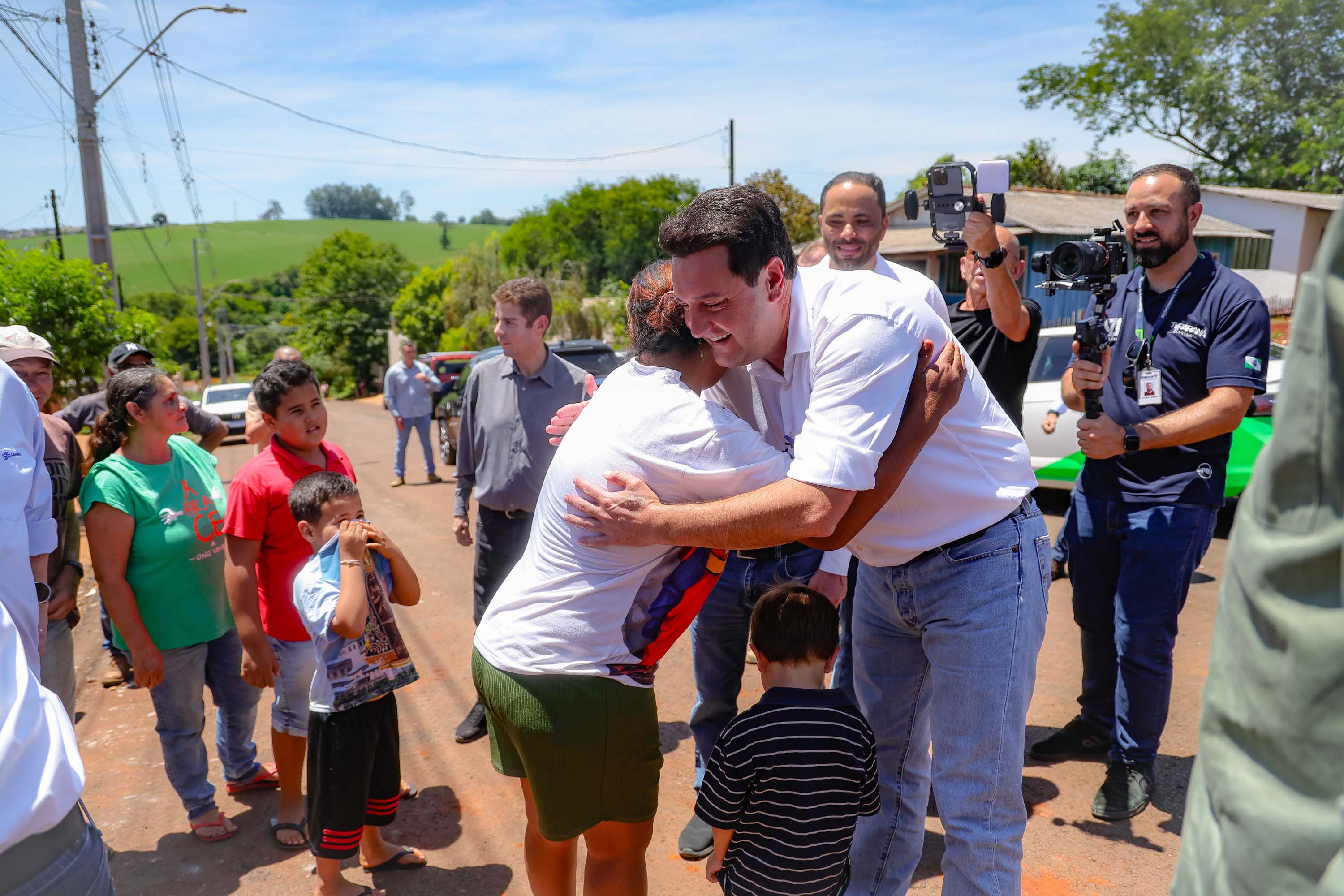 Estado entrega primeiros módulos sanitários do programa Banheiro em Casa em Ivaiporã