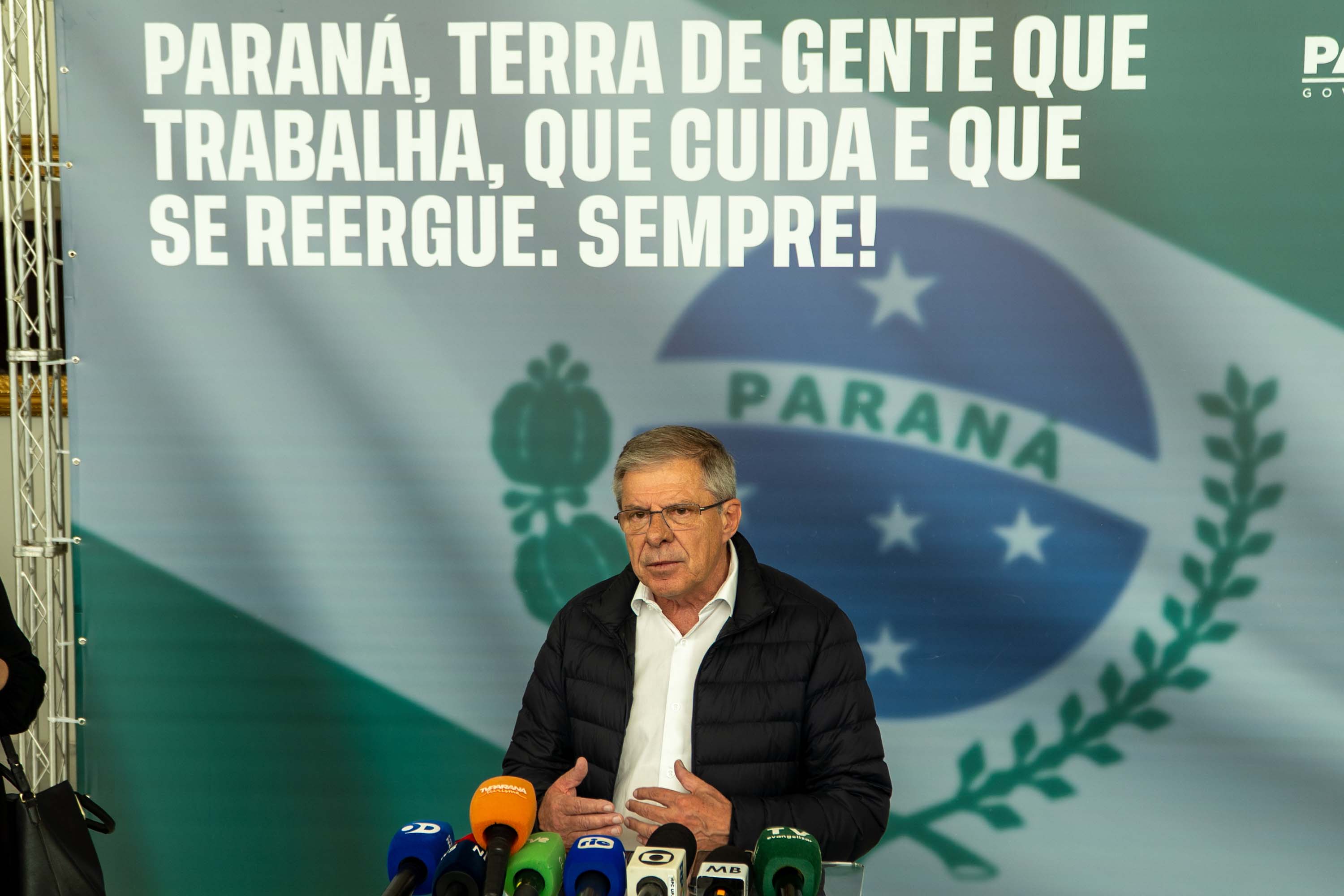 Paraná anuncia a construção emergencial de 320 casas em Rio Bonito do Iguaçu