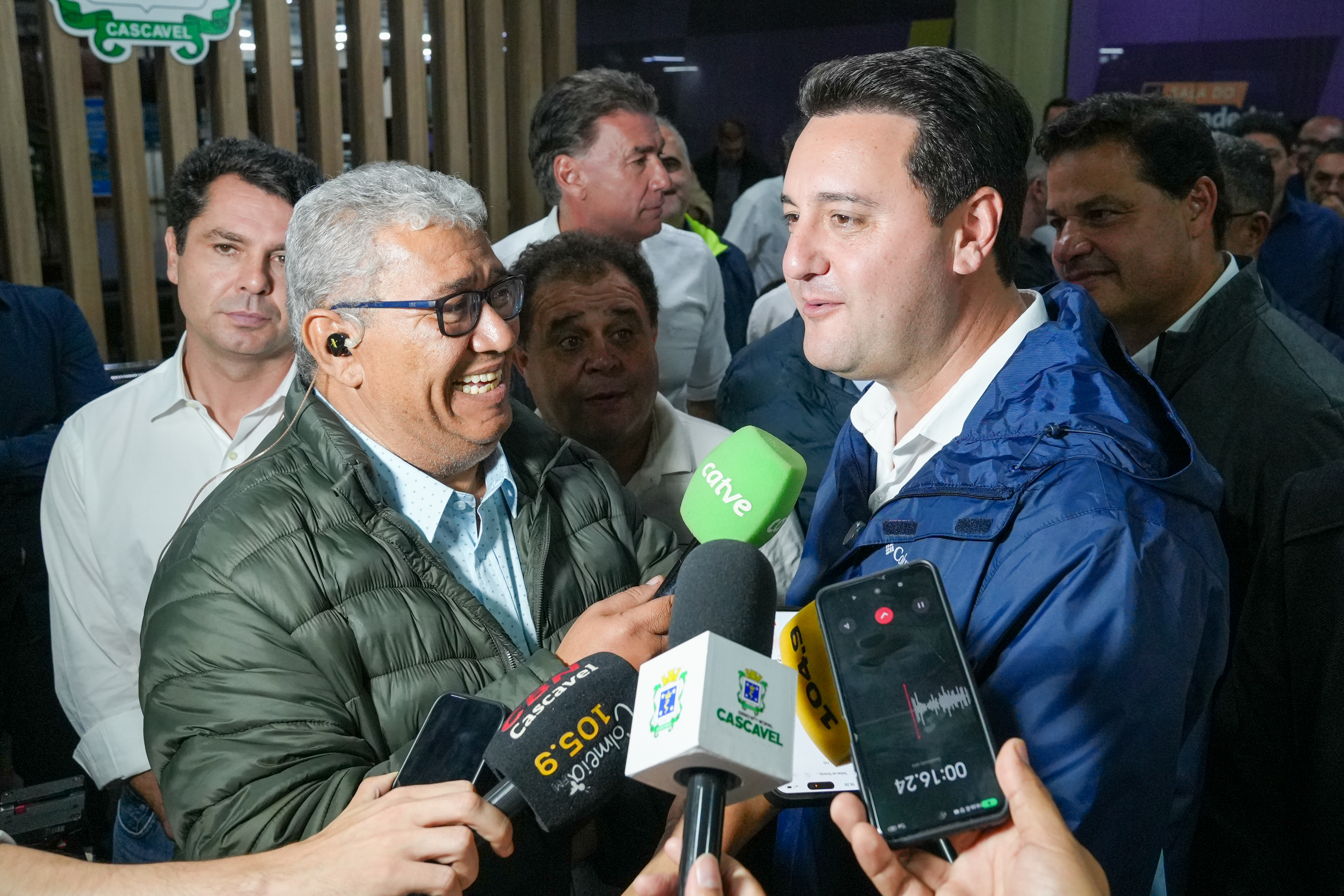Governador autoriza 964 moradias e R$ 242 milhões em investimentos para Cascavel