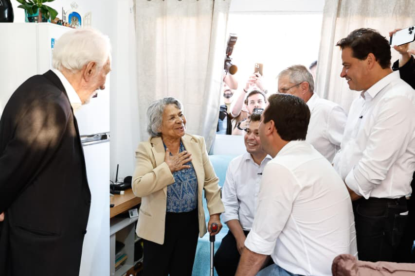 Governador destaca atendimento à terceira idade em visita ao Condomínio do Idoso de Cascavel