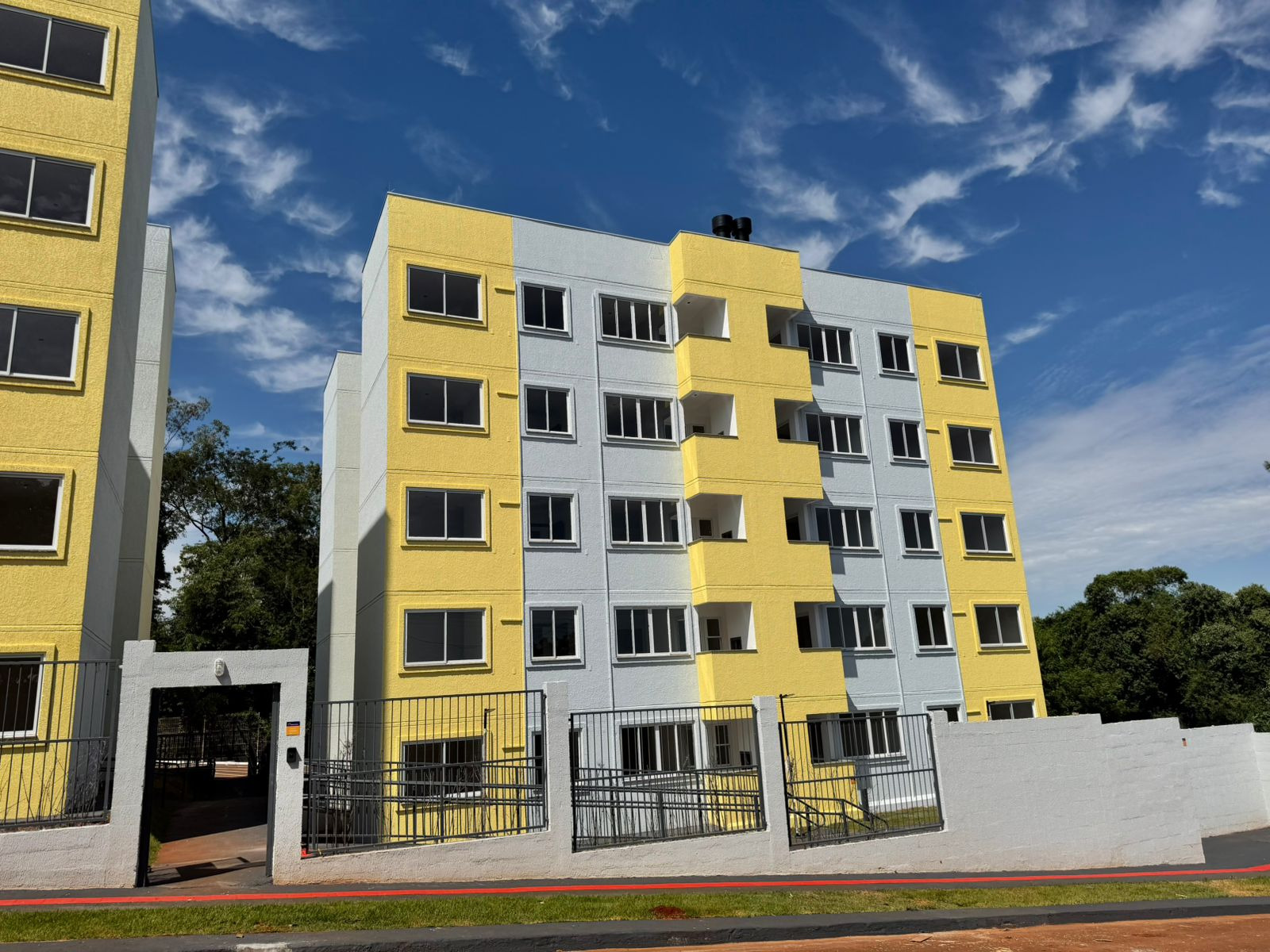Com R$ 1,9 milhão do Casa Fácil, famílias conquistam apartamentos próprios em Maringá