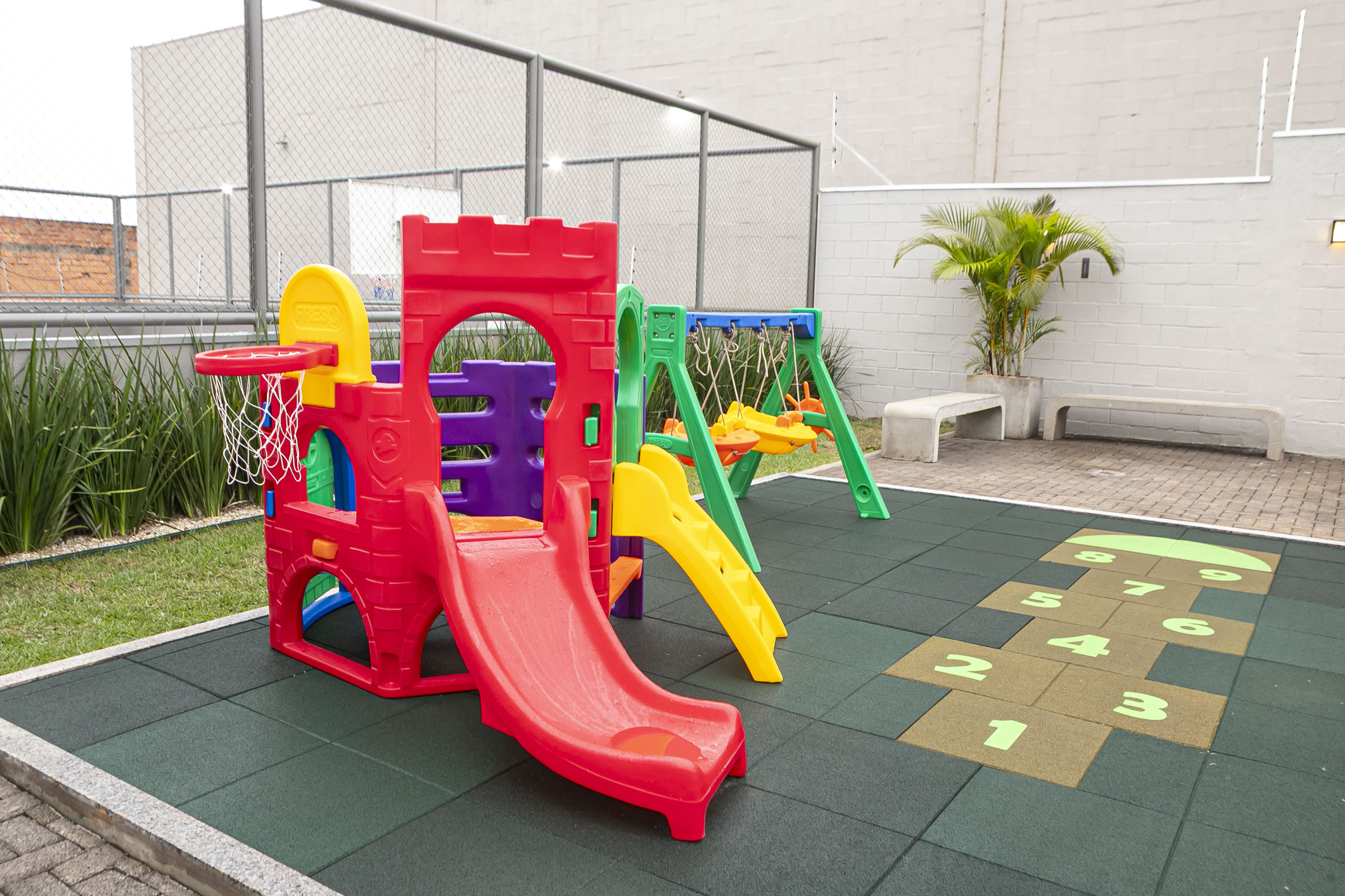 Ratinho Junior inaugura residencial com 320 unidades em Londrina, no Norte do Estado