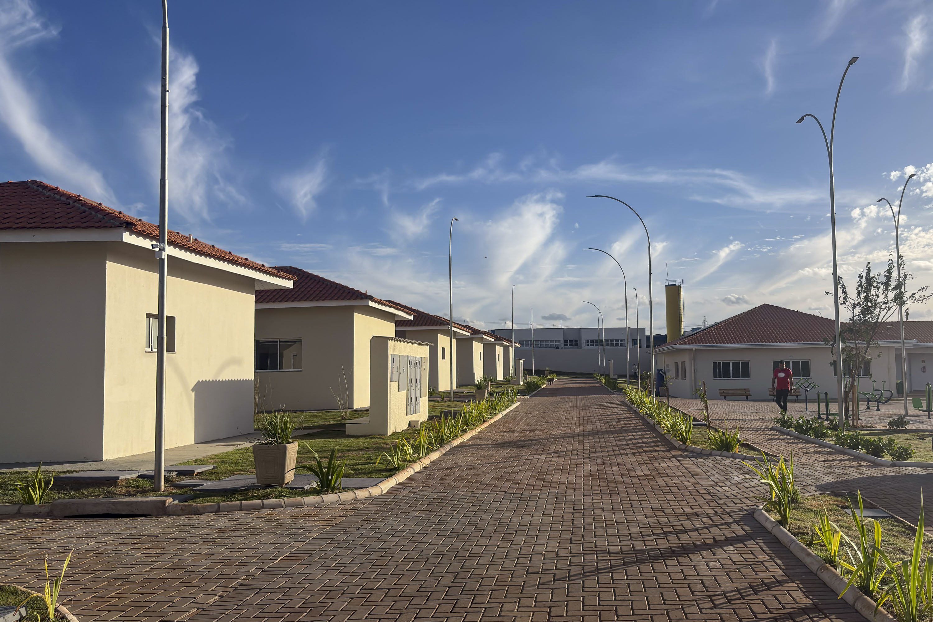 Com piscina e aluguel acessível, 9º Condomínio do Idoso é inaugurado em Cascavel