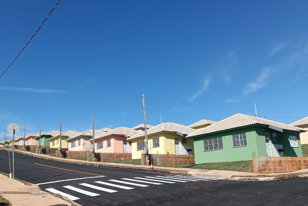 Em Siqueira Campos, nova etapa do Residencial Valle da Fartura é entregue com recursos do Estado