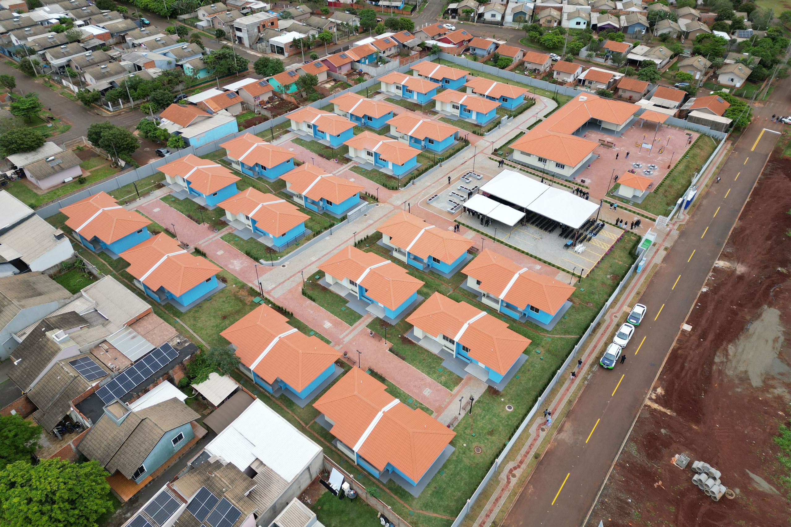Estado inaugura 10º Condomínio do Idoso em São Miguel do Iguaçu, com 40 casas adaptadas