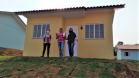 Famílias de Itapejara D’Oeste recebem casas de graça do Estado