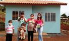  Casas populares são entregues a 21 famílias de Coronel Vivida