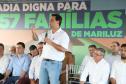 Famílias de Mariluz recebem chaves de suas novas moradias