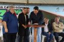 Governador entrega chaves da casa a 33 famílias de Juranda e projeta novas moradias na cidade