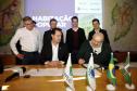 Estado e Prefeitura de Curitiba firmam novas parcerias para habitação e transporte público