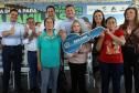 Governador entrega casas custeadas pelo Estado a 34 famílias de Rio Azul
