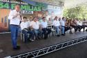 Governador entrega casas custeadas pelo Estado a 34 famílias de Rio Azul