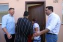 Governador entrega casas custeadas pelo Estado a 34 famílias de Rio Azul