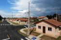 Governador entrega casas custeadas pelo Estado a 34 famílias de Rio Azul