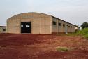 Governador entrega rede de esgoto, centro de convivência e moradias em Leópolis