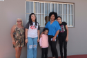 Com apoio do Estado, chaves da casa própria são entregues a famílias de Japurá