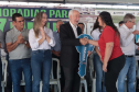 Com apoio do Estado, chaves da casa própria são entregues a famílias de Japurá