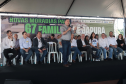Com apoio do Estado, chaves da casa própria são entregues a famílias de Japurá
