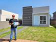 Com recursos estaduais, Cohapar entrega residencial com 47 novas casas em Foz do Iguaçu