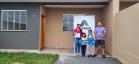 56 famílias de Paiçandu recebem as chaves da casa própria com a ajuda do Casa Fácil Paraná