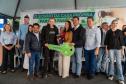 Governador entrega condomínio com 88 apartamentos em Santo Antônio da Platina