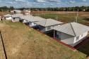 Governador entrega moradias e anuncia R$ 36,2 milhões para estradas rurais em Terra Rica