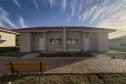 Com piscina e aluguel acessível, 9º Condomínio do Idoso é inaugurado em Cascavel
