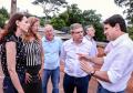 O presidente da Companhia Paranaense de Habitação (Cohapar) Jorge Lange, cumpriu agenda nesta sexta-feira em Apucarana. Ele deu posse à assistente social Elisângela Costa Araújo, na chefia do escritório regional da Cohapar em Apucarana. E, em seguida, esteve na Prefeitura de Apucarana, retribuindo a visita que recebeu na semana anterior, do prefeito em exercício Junior da Femac. 