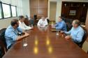 O prefeito de Céu Azul, Germano Bonamigo, solicitou o apoio do Governo do Estado para a viabilização de obras de construção de 30 moradias para a população do município. O pedido foi feito nesta quarta-feira (30) durante uma visita do gestor municipal à sede da Cohapar, onde participou de uma reunião com o presidente Jorge Lange.