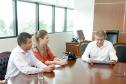 A prefeita de Primeiro de Maio, Bruna Casanova, esteve na sede da Cohapar, em Curitiba, nesta terça-feira (12). Ela conversou com o presidente da empresa, Jorge Lange, sobre o andamento de projetos desenvolvidos de forma integrada entre o município e o Governo do Estado para o setor habitacional.