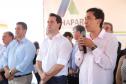 Quarenta e nove famílias de Florestópolis, município da região Norte do Paraná, concretizaram nesta sexta-feira (22) o sonho da casa própria. Elas vão morar no Residencial José Alves dos Santos, inaugurado pelo governador Carlos Massa Ratinho Junior, pelo presidente da Companhia de Habitação do Paraná (Cohapar), Jorge Lange, e o prefeito Nelson Correia Junior.  -  Florestópolis, 22/01/2019  -  Foto: José Fernando Ogura/ANPr
