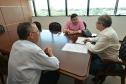 O presidente da Cohapar, Jorge Lange, recebeu nesta segunda-feira (25) a visita do prefeito de Sengés, Nelson Ramos (Pezinho). Os dois conversaram na sede da empresa, em Curitiba, sobre a conclusão do processo licitatório para a construção de 42 casas do programa Família Paranaense.