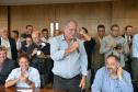O governador Carlos Massa Ratinho Junior assinou nesta quinta-feira (14) contratos para a construção de 872 novas moradias populares em 15 municípios paranaenses. Os projetos foram desenvolvidos em diferentes programas coordenados pela Companhia de Habitação do Paraná (Cohapar), em parceria com as prefeituras e receberão investimentos de R$ 68,8 milhões.