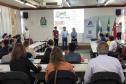 Técnicos de prefeituras da região Norte do Paraná participaram nesta quinta-feira (11) de uma capacitação promovida pela Cohapar sobre a atualização do Plano Estadual de Habitação de Interesse Social (PEHIS) 2019. Eles serão responsáveis pelo preenchimento das demandas específicas de seus municípios em um sistema criado pela companhia com o propósito de compilar os dados de todo o Paraná e estabelecer prioridades de investimentos para o setor.