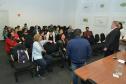Alunos e professores do curso de pós-graduação em Geografia da Universidade Federal do Paraná (UFPR) visitaram a sede da Cohapar nesta terça-feira (7). Eles conhecerem detalhes dos programas de regularização fundiária coordenados pela companhia, com ênfase no programa Morar Legal Paraná.