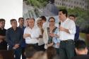 Quarenta e nove famílias de Prudentópolis, na região Centro-Sul do Paraná, receberam as chaves da casa própria nesta quinta-feira (25). As moradias foram entregues pelo governador Carlos Massa Ratinho Junior em evento com as famílias, com o prefeito Adelmo Luiz Klosowski, o presidente da Cohapar, Jorge Lange, e lideranças da região.
