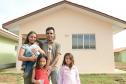Quarenta e nove famílias de Prudentópolis, na região Centro-Sul do Paraná, receberam as chaves da casa própria nesta quinta-feira (25). As moradias foram entregues pelo governador Carlos Massa Ratinho Junior em evento com as famílias, com o prefeito Adelmo Luiz Klosowski, o presidente da Cohapar, Jorge Lange, e lideranças da região.