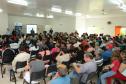 Cerca de 200 pessoas participaram de uma reunião organizada nesta sexta-feira (2) pela Cohapar em Jardim Alegre para a apresentação do programa de Escrituração Direta da companhia. O grupo de possíveis beneficiários é formado por mutuários, compradores e ocupantes de imóveis da Cohapar que estão com o financiamento quitado e desejam registrar a propriedade de suas moradias.