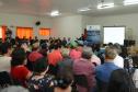 Cerca de 200 pessoas participaram de uma reunião organizada nesta sexta-feira (2) pela Cohapar em Jardim Alegre para a apresentação do programa de Escrituração Direta da companhia. O grupo de possíveis beneficiários é formado por mutuários, compradores e ocupantes de imóveis da Cohapar que estão com o financiamento quitado e desejam registrar a propriedade de suas moradias.