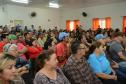 Cerca de 200 pessoas participaram de uma reunião organizada nesta sexta-feira (2) pela Cohapar em Jardim Alegre para a apresentação do programa de Escrituração Direta da companhia. O grupo de possíveis beneficiários é formado por mutuários, compradores e ocupantes de imóveis da Cohapar que estão com o financiamento quitado e desejam registrar a propriedade de suas moradias.