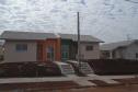 Com mais de 90% do cronograma executado, serão concluídas nos próximos dias as obras de construção de 47 casas populares da Cohapar em Cornélio Procópio, no Norte Pioneiro do Paraná. As moradias são destinadas a famílias com renda de até seis salários mínimos, que devem se cadastrar no site xoops.celepar.parana/migracao/ccivil_cohapar/cadastro até o dia 18 de agosto para participarem do processo seletivo.