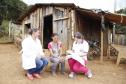O Paraná terá programas permanentes de habitação e cidadania para incentivar o desfavelamento e abrigar idosos humildes em condomínios estruturados e salubres. O presidente da Companhia de Habitação do Paraná (Cohapar), Jorge Lange, apresentou as iniciativas ao governador Carlos Massa Ratinho Junior durante a reunião de secretariado desta terça-feira (3). O intuito é de que os programas sejam formatados como projetos de lei para garantir um caráter permanente.