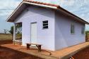 O presidente da Cohapar, Jorge Lange, e o presidente da Companhia Municipal de Habitação de Cascavel (Cohavel), Nei Haveroth, vistoriaram nesta segunda-feira (9), as obras de construção de 57 novas casas populares no Assentamento Valmir Motta de Oliveira, na zona rural de Cascavel. O projeto envolve investimentos de R$ 1,6 milhão e deverá ser concluído até a metade de novembro.