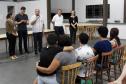 No dia 11 de outubro, mutuários, compradores ou ocupantes de imóveis financiados pela Cohapar em Quatro Pontes devem apresentar a documentação necessária para dar início ao processo de escrituração direta da companhia. O serviço é oferecido pela empresa a custos reduzidos e condições facilitadas de pagamento, além da possibilidade de isenção do pagamento de taxas municipais para quem precisa registrar a propriedade da moradia em cartório.