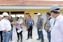 O bairro Guarituba, em Piraquara, passa por uma extensa intervenção do poder público, com obras de habitação popular, infraestrutura, saneamento, urbanização e regularização fundiária, financiadas pelo Programa de Aceleração do Crescimento (PAC). Como as obras acontecem simultaneamente e são executadas por diversos órgãos, técnicos da Cohapar, Sanepar e prefeitura se reuniram nesta semana para alinhar as ações de trabalho.