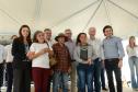 Setenta e cinco famílias de Palmas, na região Sudoeste do Paraná, receberam nesta quinta-feira (24) as chaves da casa própria. A partir de agora, elas são as moradoras do Residencial Bom Pastor II, empreendimento que recebeu R$ 5,3 milhões de investimentos do Governo do Estado, Governo Federal e prefeitura.