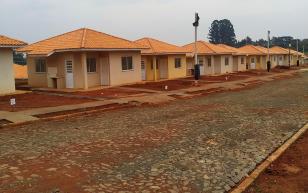 Construção de 23 casas avança em Jundiaí do Sul; interessados devem se cadastrar na Cohapar
