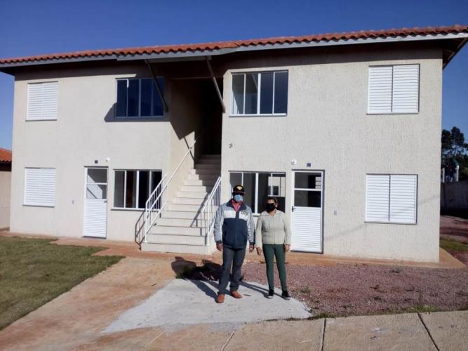 154 famílias de Carambeí recebem novas casas nesta semana